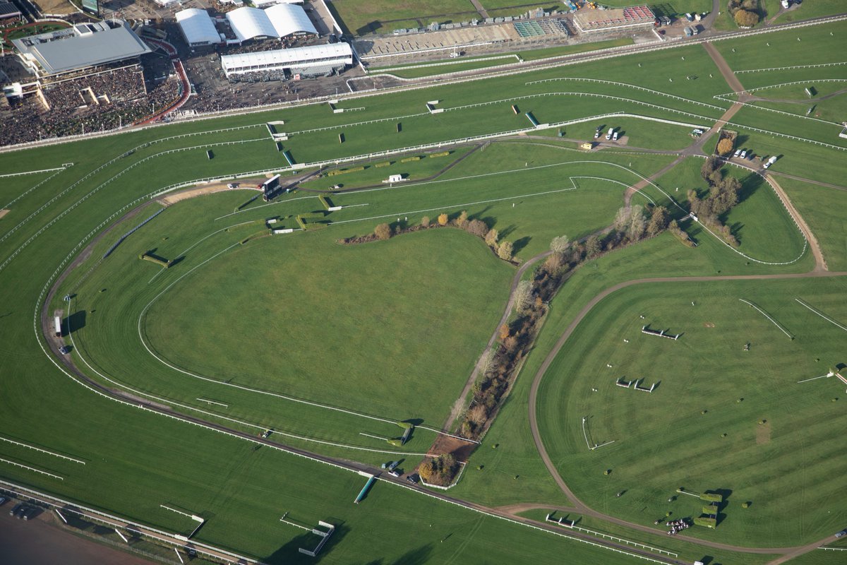 This place is just SO good 🤩