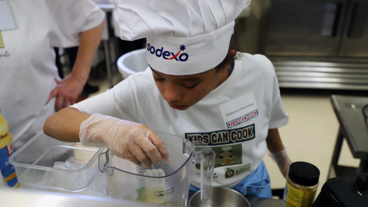 Students from across the district showcased their culinary talents at the RPS Kids' Culinary Competition at Ralston High yesterday! Thanks to the RPS Food Service Dept. for organizing this awesome event! #FlavorTown #FutureChefs