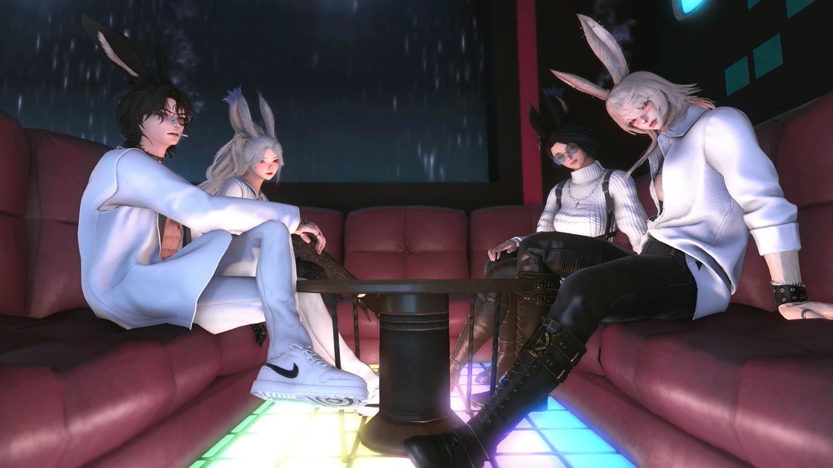 Val_isGrey's tweet photo. Always a good time @gnight_mischa @alistair_hawke @elarea_xiv 
❀
❀
Thank you for having us @ValhallaBarXIV 
#ffxivsnaps #gposers #gpose #ffxivcommunity #FFXIV #FFXIVScreenshots https://t.co/fK7yf6CkUo