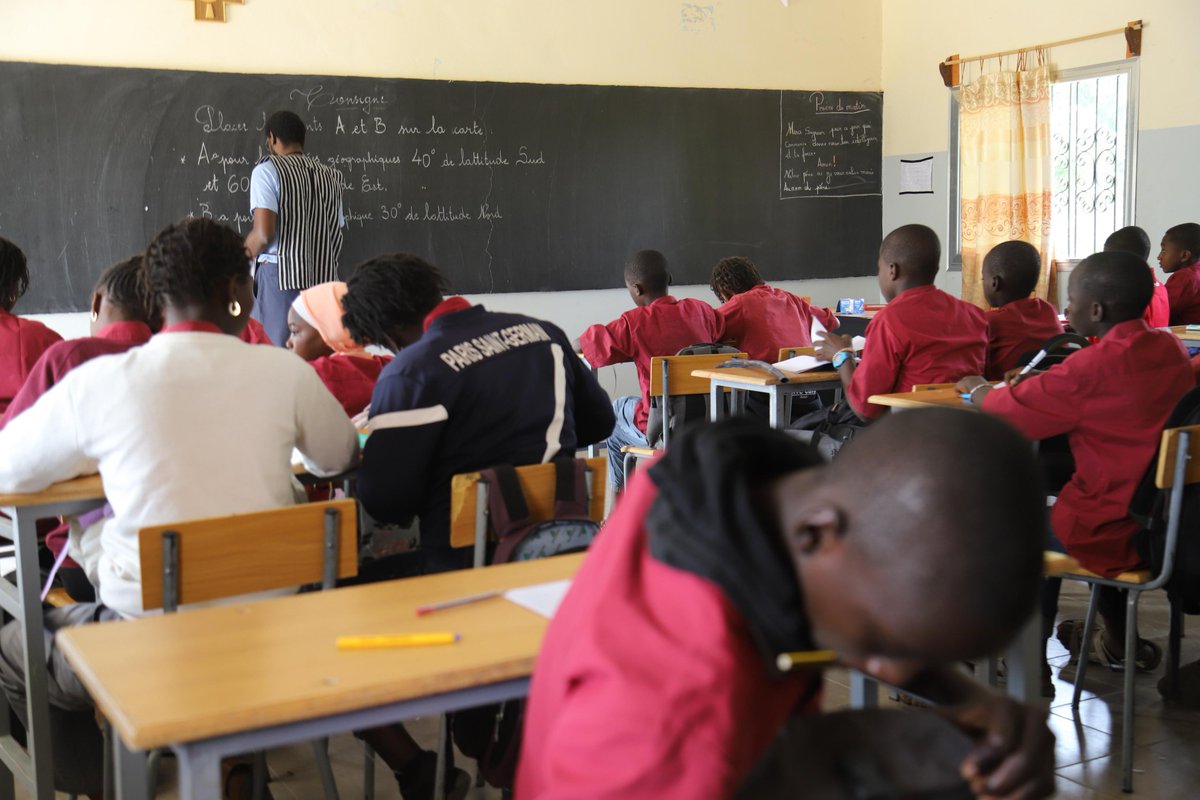 Associació Amics Escola Pia al Senegal tweet media