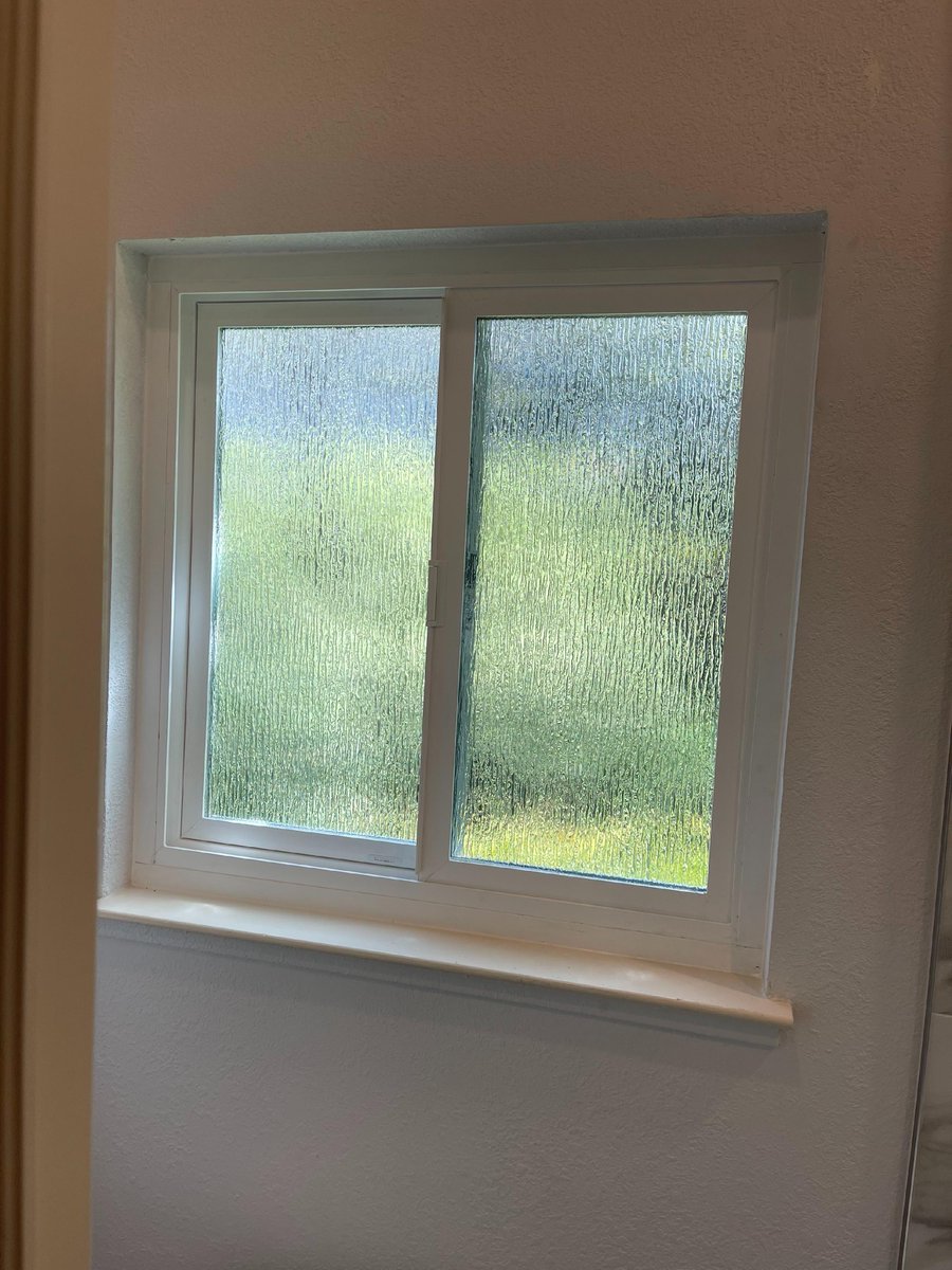 QWDwindows's tweet image. Need to get a new window in your bathroom? Not a problem! We carry many amazing brands, give us a call, and we&apos;d be more than happy to make a recommendation. qwdwindowsanddoors.com #WindowInstallation #NewWindows #WindowReplacements