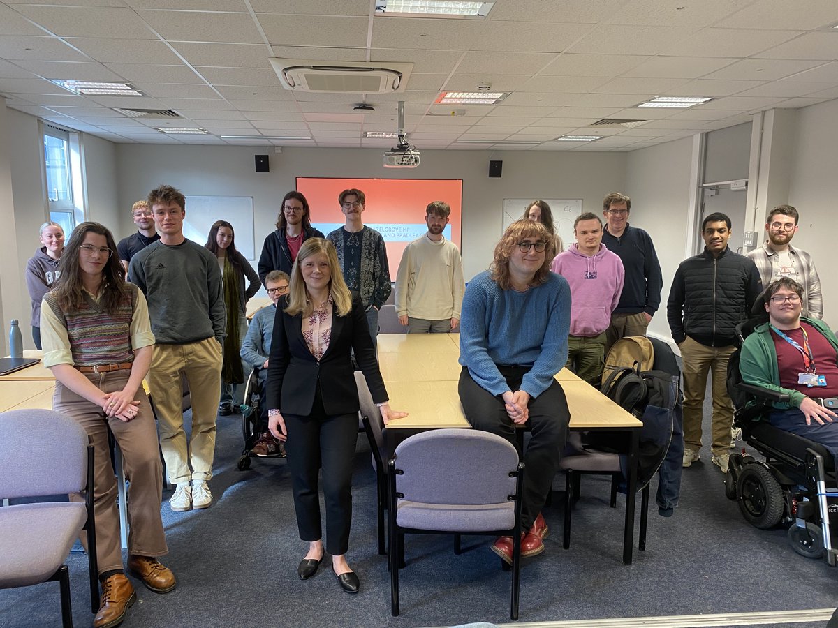 It was a pleasure to welcome <a href="/CHazelgroveMP/">Claire Hazelgrove MP</a> to our <a href="/UWEPoliticsIR/">Politics and IR at UWE Bristol</a> module ‘Parliamentary Studies’ today. We explored numerous topics including representation in politics, accessibility in Parliament, lobbying and transparency and the question of party vs conscience. <a href="/UWEBristol/">UWE Bristol</a>