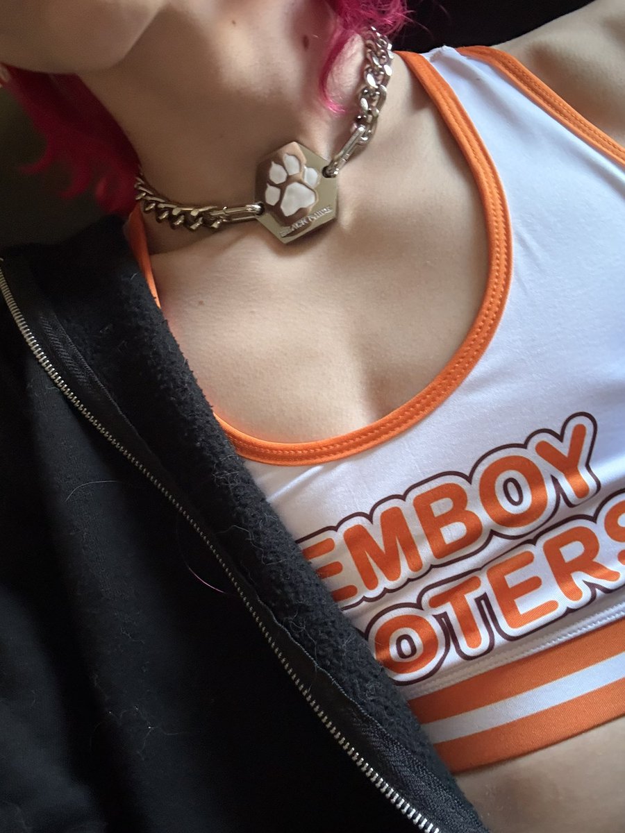 sinner (@pupmkin6) on Twitter photo Getting ready to go out today thanks to <a href="/Gremlin_Gear/">Gremlin Gear</a> go there for what you need 😘😘😘 #hooters #pup Getting ready to go out today thanks to <a href="/Gremlin_Gear/">Gremlin Gear</a> go there for what you need 😘😘😘 #hooters #pup