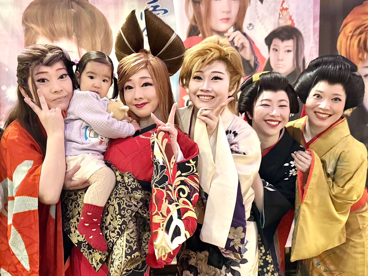 .

四季の湯温泉
ヘリテイジリゾートさまでの公演が
無事に終演いたしました🥹💗

お客様に温かいお声をかけていただいた
しあわせな公演でした🌷
本当にありがとうございました🌈

出演者のメンバー！
そして公演のために色々
準備をしてくださったホテルの皆さま✨
関わった全ての皆さまに感謝です💗