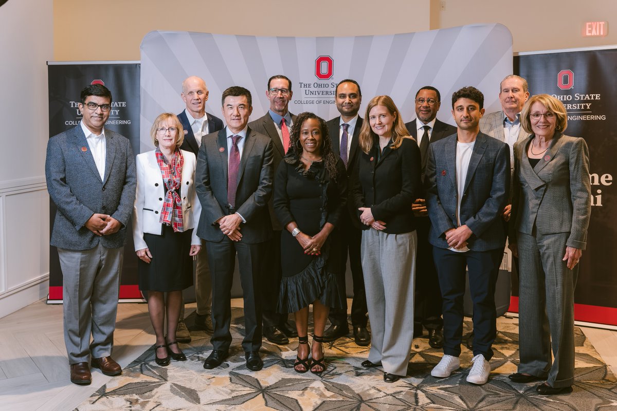 Atlassian’s Chief Technology Officer Rajeev Rajan MS ’93, computer science <a href="/OhioStateCSE/">CSE</a>, received the Distinguished Alumni Award for Career Achievement from the @osuengineering. #BuckeyeEngineers #BuckeyeForLife oia.osu.edu/news/2025/02/2…