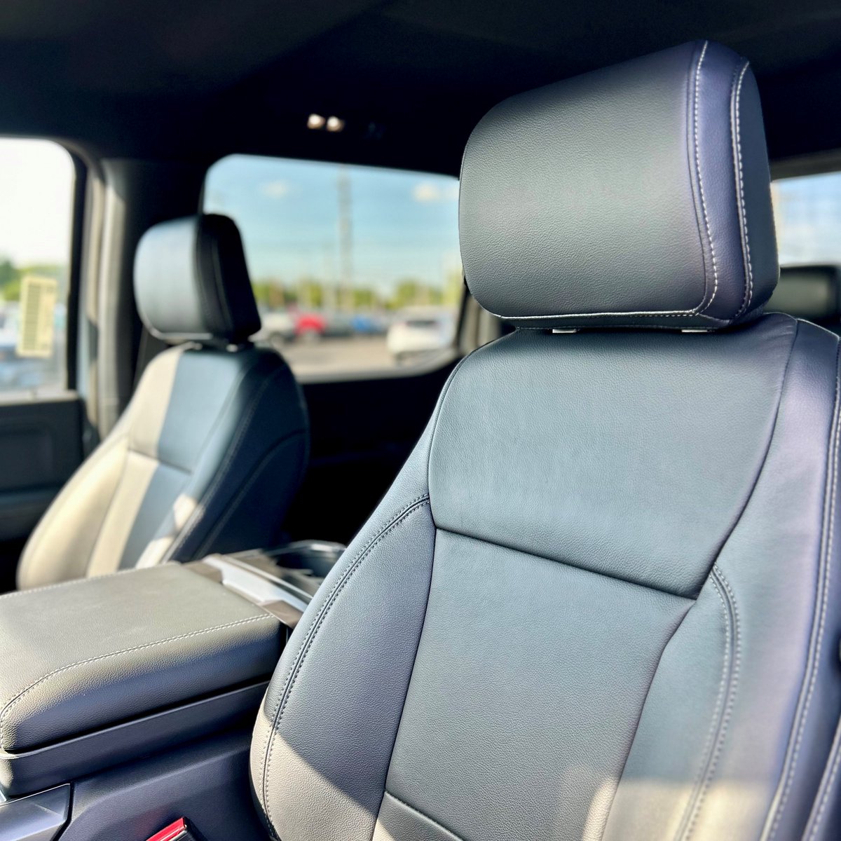 MikeDorianFord's tweet photo. Lease a 2024 Ford F-150 for just $269 / month for 24 months OR finance at 3.9% APR for 60 months + $3,500 Bonus Cash!🤩

Click here to view this special: https://t.co/71mW6RXGmq

#Ford #DorianDeal #f150 #metrodetroit https://t.co/F37vVB4HyI