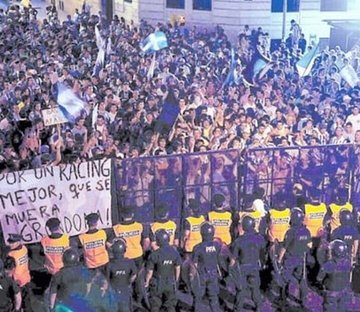 Grondona falleció el 30 de julio del 2014, desde ese entonces Racing ganó:
⭐ Liga 2014
⭐ Superliga 18/19
⭐️Trofeo de Campeones '19
⭐️Trofeo de Campeones '22
⭐️Supercopa Internacional '23
🏆Sudamericana '24
🏆Recopa  '25
