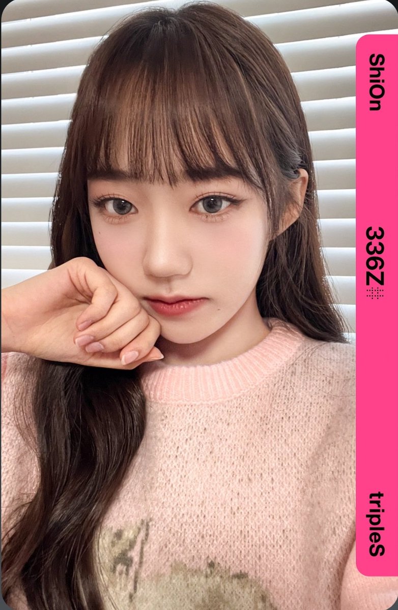ok it's finally time for the ga I promised 2 weeks ago 💀

one winner will receive shion 1st anni set (e335z &amp; e336z)!

to enter:
- like &amp; rt (follow optional but more frens is nice)
- reply w/ id and who would win in a fight between 100 ducks and 1 kwak yeonji

ga ends 2 march