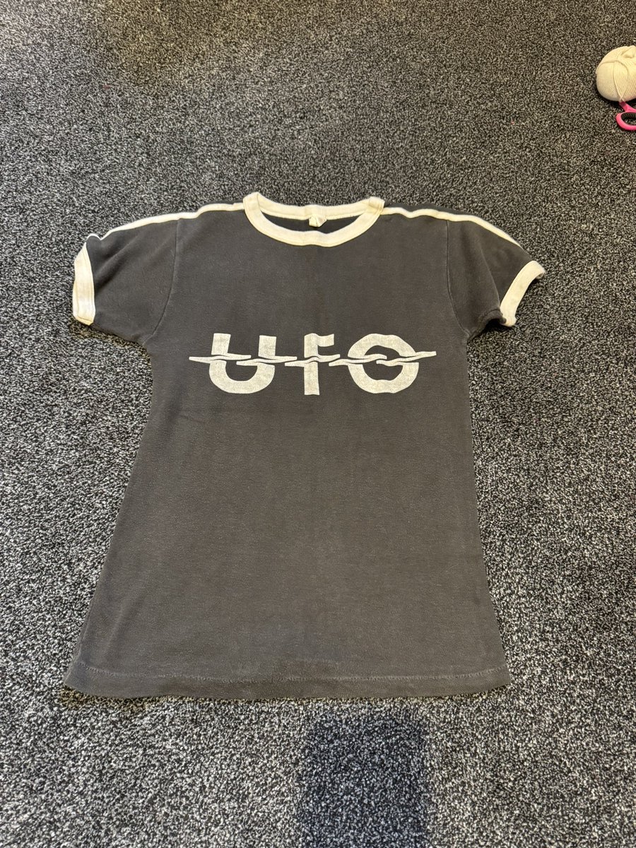 JohnFarnell's tweet photo. @PlanetRockRadio @WyattVW UFO 1978 🤘 https://t.co/eigbUhAFii