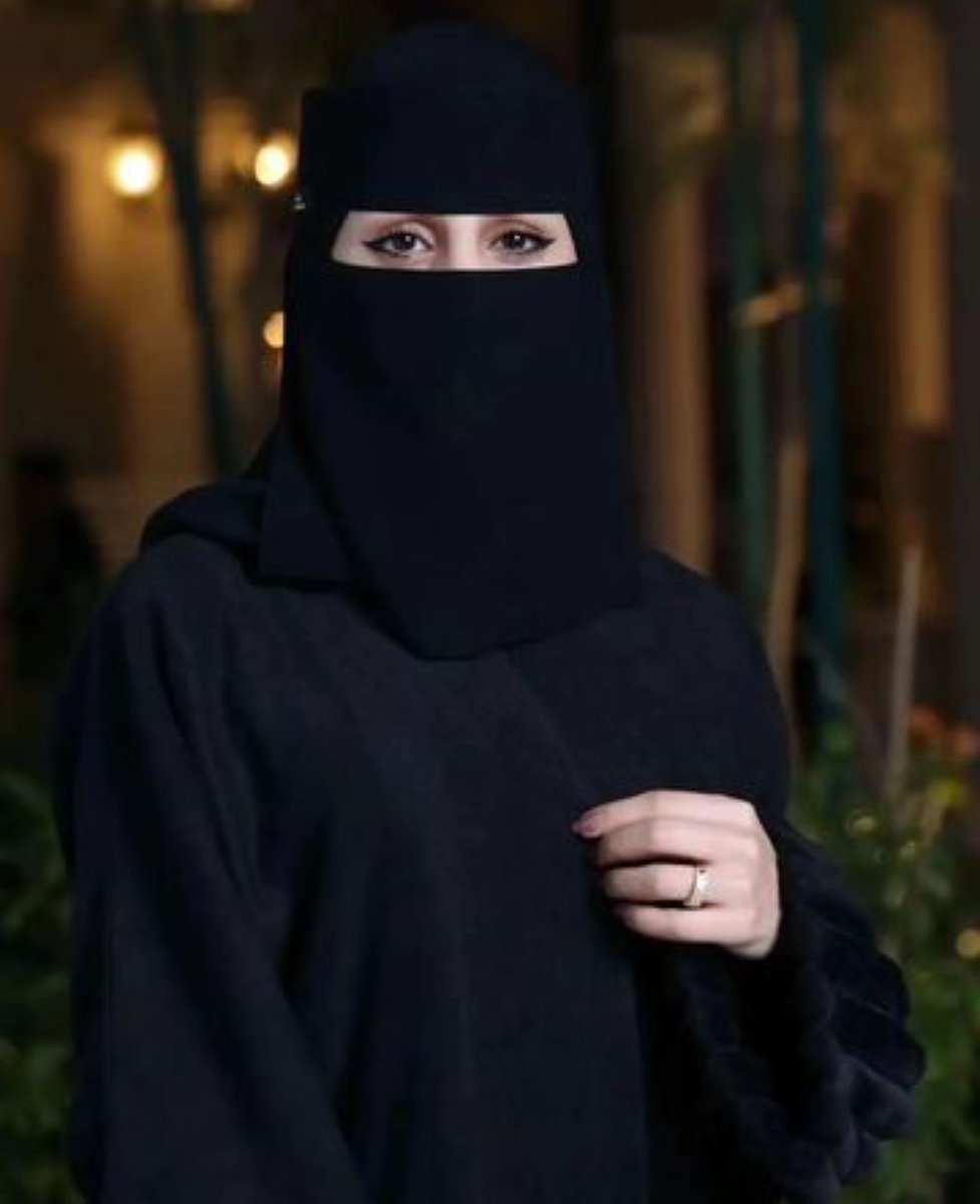 #مسيار_مكه
#مكه_الان
سعوديه ارمله( عقيم )
العمر٣٣ الوزن٦٦ الطول١٦٨ بيضاء جميله جداً خلوقه محترمه قلبي طيب وحنون هادئه محافظه على صلاتي
يوجد سكن مستقل
موظفه حكومي
ارغب بزواج من رجل مايهم العمر والشكل اهم شي يخاف الله فيني طيب وهادئ وراح احطه بعيوني
للتواصل
wa.me/966592540696