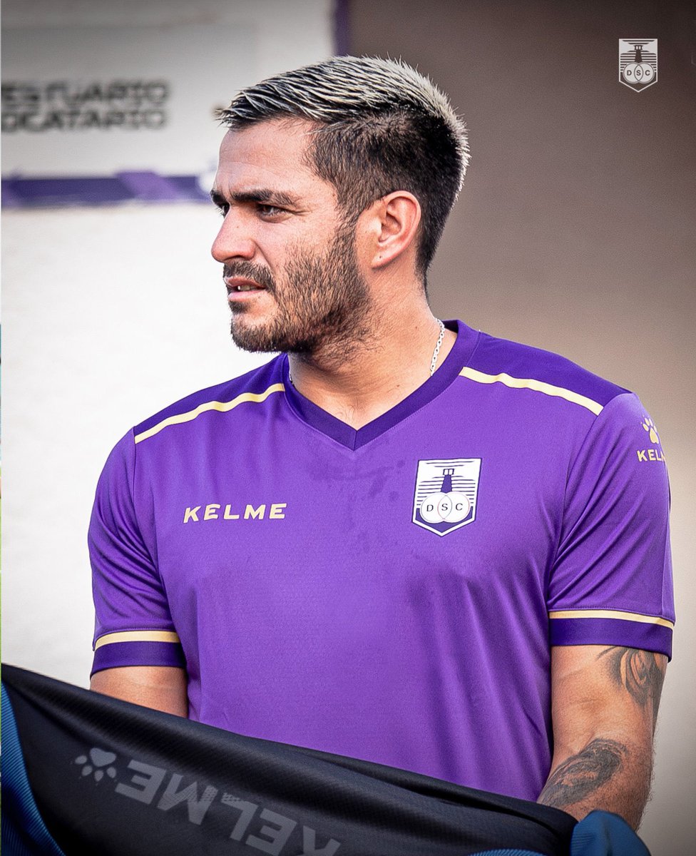 Quiere volver a sentirse él. Arregló su llegada al club que lo formó y aún no habló de números. Lo único que está en su mente es volver a disfrutar del fútbol. ¿Llamados? Varios quedaron en lista de espera: aceptó uno.

Es oficial: LA GENTE YA NO COME PARA VER A MAXI GÓMEZ