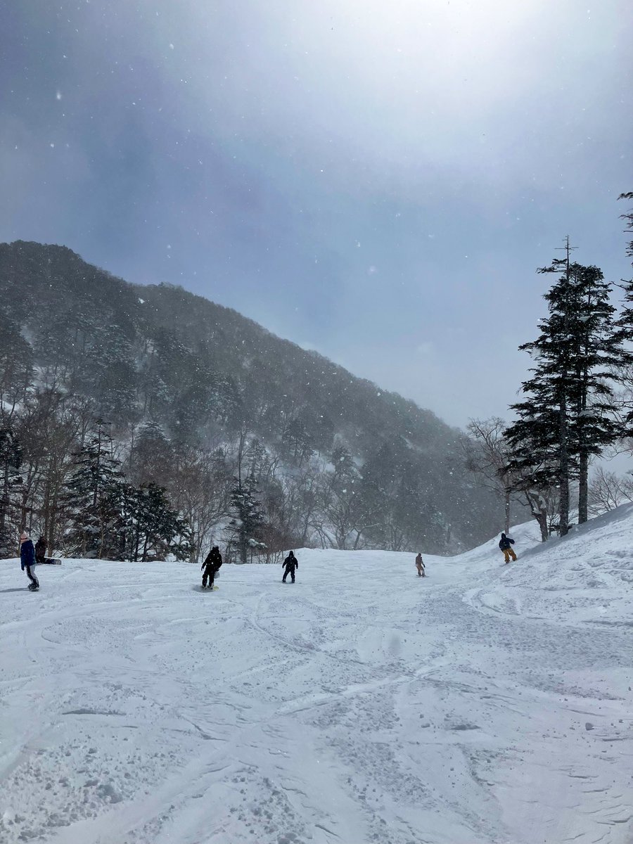 naruuni_gn's tweet photo. 先週からのサッカー観戦→スノボ→武道館ライブで完全にはしゃぎすぎて熱出した🥲
でも楽しかったからいっか😭🫶🏻 https://t.co/NHiPlGAMsB