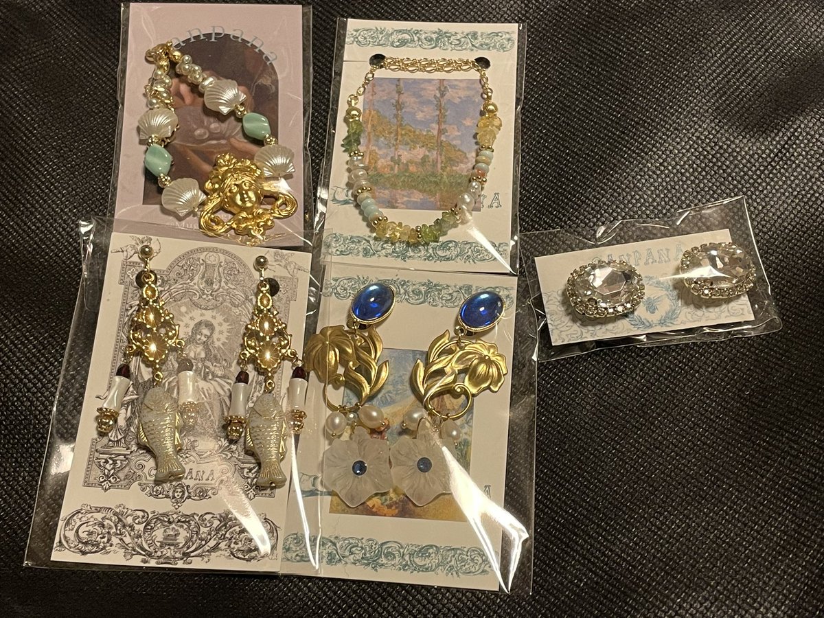 CanpanaさんのHappyBOX 〈絵画モチーフ〉 届きました❣️
今回もかわいいアクセサリーを選んでくださって、幸せが沢山詰まってました🥰