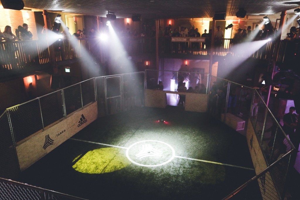 Adidas lit up Longboat Hall with an electrifying Tango League event! The industrial-chic venue was the perfect backdrop for this stunning activation.