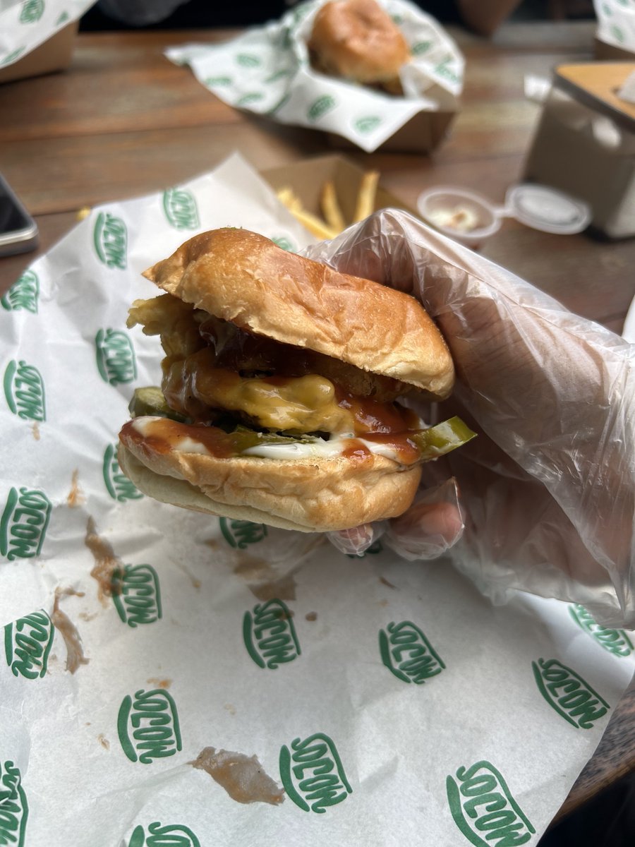 Adhamsuryax's tweet image. akhirnya man masih nyicip ne #mojos