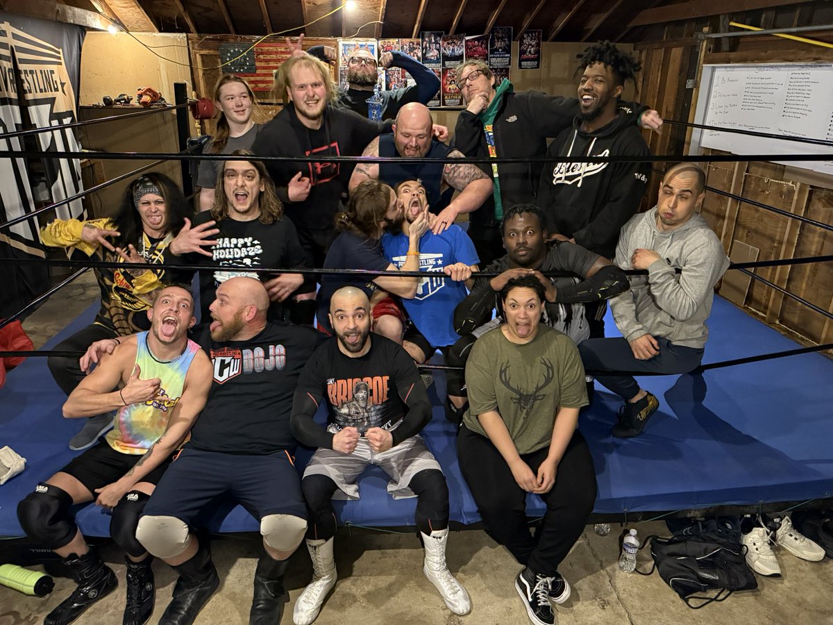 Had a great time being the guest trainer last night at <a href="/1CWDojo/">1CWDojo</a> 

Much respect to the crew for working hard and having fun!  Looking forward to visiting again soon!