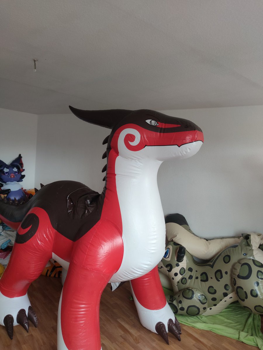 Spotty_Tiger19's tweet photo. After all the years it's time to give my Gen.1 Zenith a full upgrade:3

@PuffyPawsToys

#inflatable #aufblasbar #pooltoy #squeak #puffypaws #zenith https://t.co/dmA8sK5dde