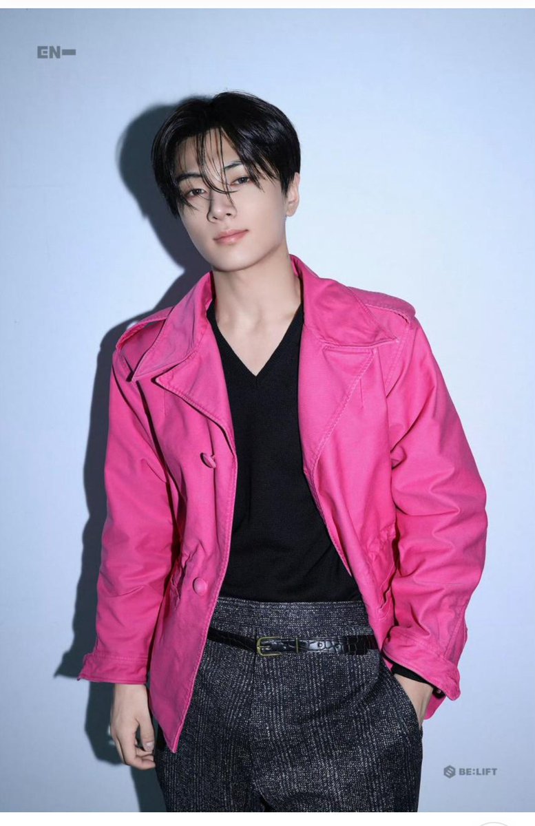 enhypenweverse's tweet photo. [ #제이’s Reply ] 250228

OP: Our Jay fits these kind of vivid colors really well🥹 You're really cool!

#JAY: Pink is for the manly men

@ENHYPEN_members @ENHYPEN #ENHYPEN #엔하이픈 https://t.co/voT7RF5yb8