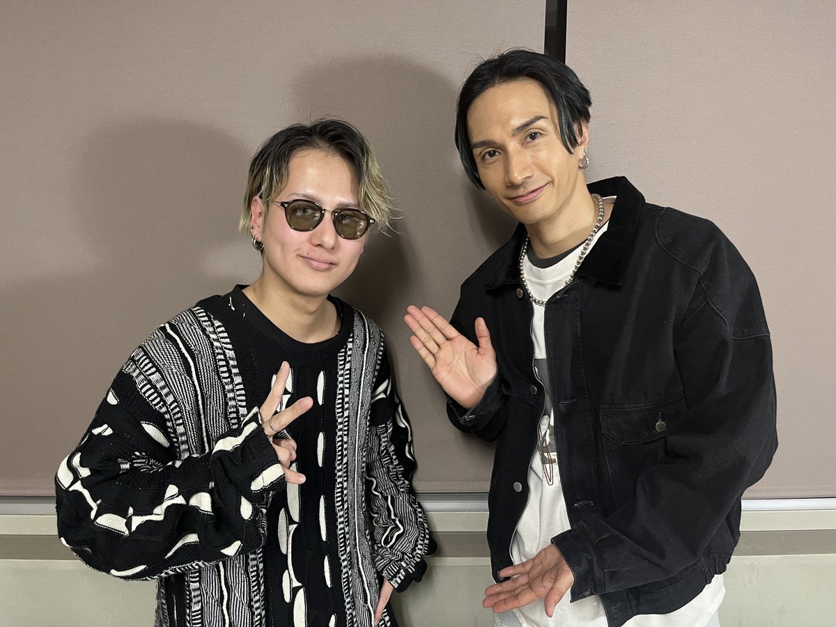 mc_kobosi's tweet image. 今日の #UpdateEvening ゲストは
@kenchi_official さんでした📻

福井愛の詰まった
トークありがとうございました🦀🦖

福井県民として嬉しいです！

これからもどうぞ福井を
よろしくお願い致します🤲
#EXILE   #橘ケンチ  #FM福井  #福井