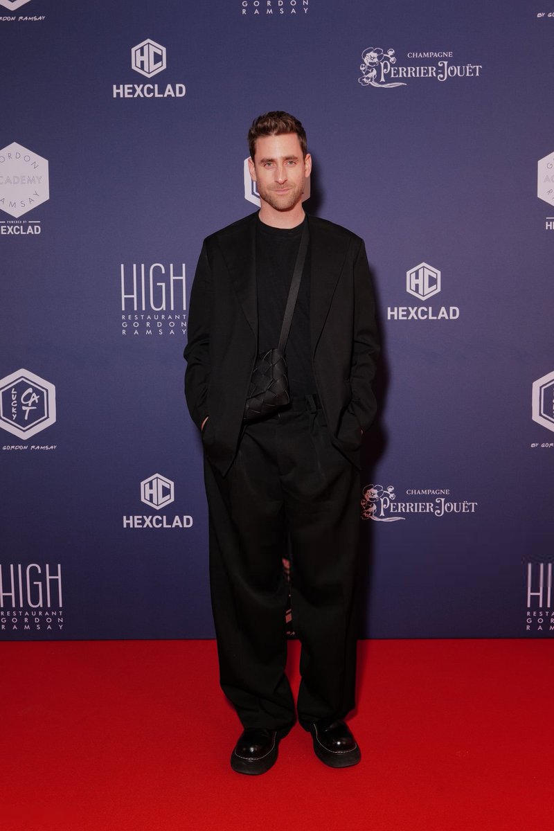 📸 Oliver Jackson-Cohen at the opening of Gordon Ramsay Restaurants' Lucky Cat (February 27, 2025)