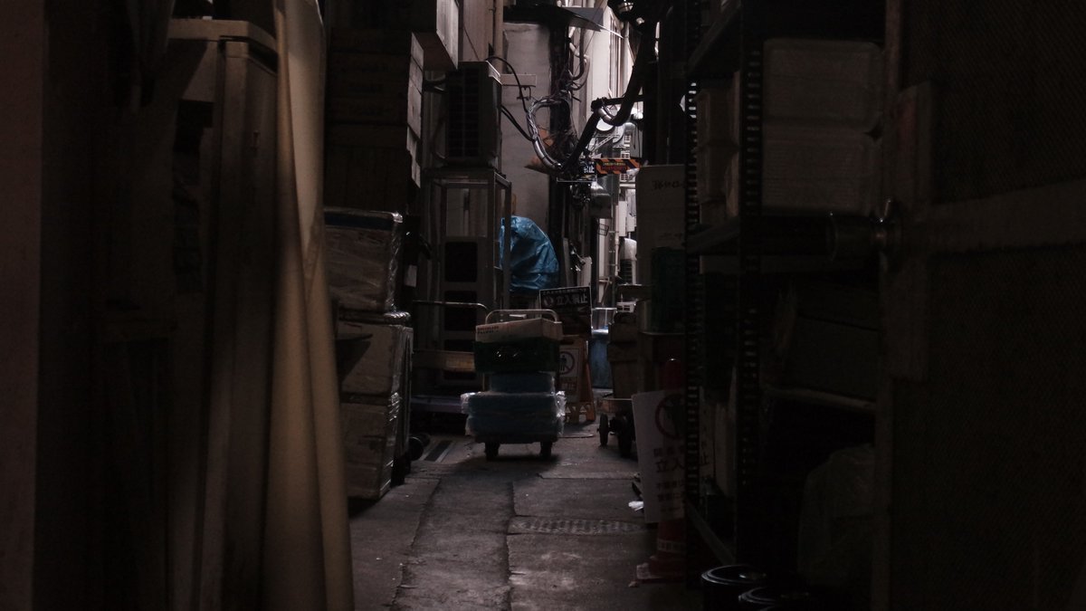 ValeLawson's tweet photo. 今朝のアメ横
Samsung NX mini
NX-M 9-27mm F3.5-5.6
#Samsung
#NXMINI
#PHOTOGRAPHY
#写真 https://t.co/6firMd2tml