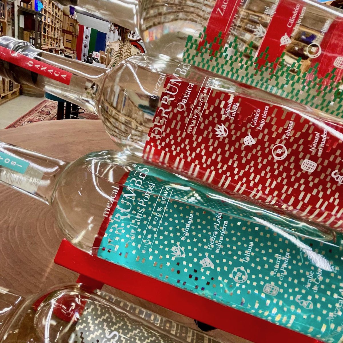 Springbank... passend zum Frühling, jedoch eine Whisky Marke!
Charanda was ist den das?
Mexico bietet neben Tequila, Mezcal, Agavendestillaten auch Charanda/ Rum an.
Kommt mit auf die Entdeckungsreise.