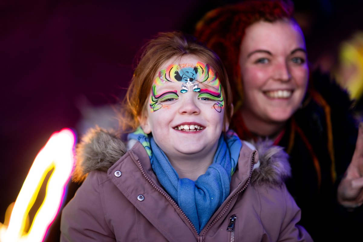 If you enjoyed #Baylight25, there's still time to show the love. Donating is like sprinkling kindness confetti everywhere. It's your ticket to making smiles contagious 😀 You can donate at: paypal.com/donate?hosted_…
Photo © Robin Zahler