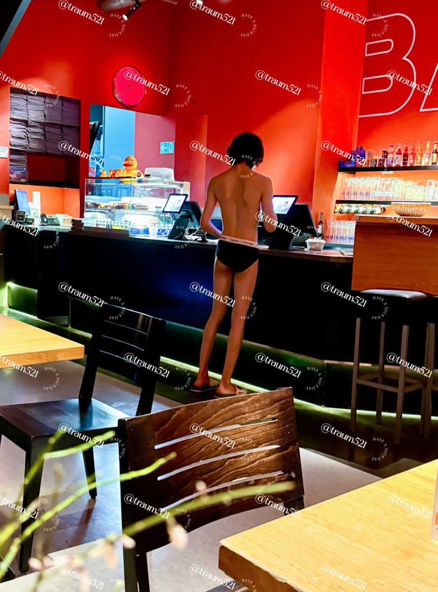 桑拿房有三个人直接开做了，跑来喝杯冷静下