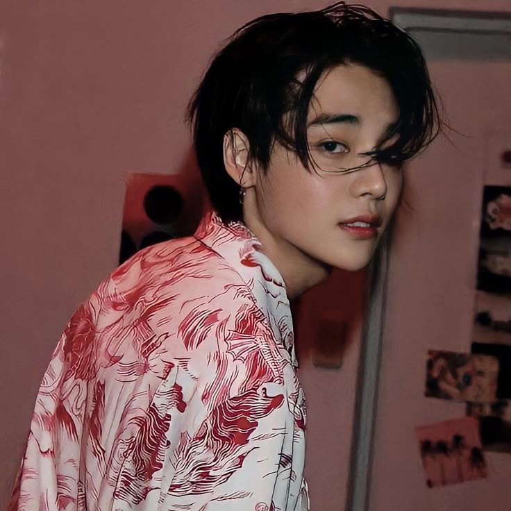 melodbies's tweet photo. I used to shipped them, walau masih satu industri sih tapi gpp yaah, yang cowo actor rapper, yg cewe idol. soalnya belum pernah liat org ship-in mereka berdua??? https://t.co/kMDlT0FdWV