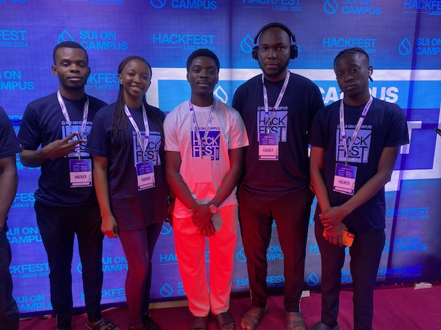 bondex_team's tweet photo. Around November 2024, @suioncampus hosted a sui hackatton at the @semicolonafrica building, yaba. that was how @bondex_team came about; we searched for ideas, brainstormed and came up with the idea of "A decentralized, community-based pooling system built on the
@suinetwork https://t.co/iSvPLOXclI