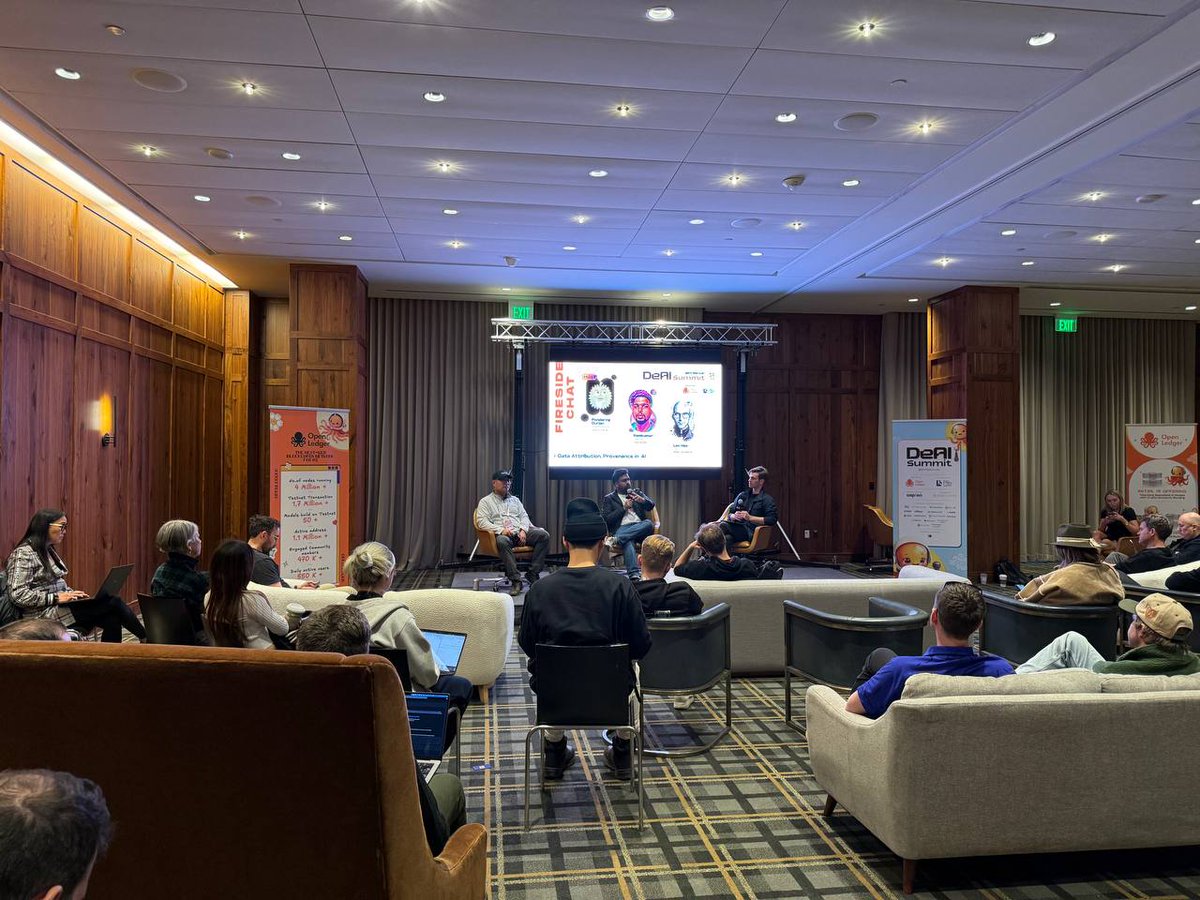 nixusmon's tweet photo. gmonad💜

Nixus AI team is at #ETHDenver 🔥 https://t.co/5RAEsVtfAz