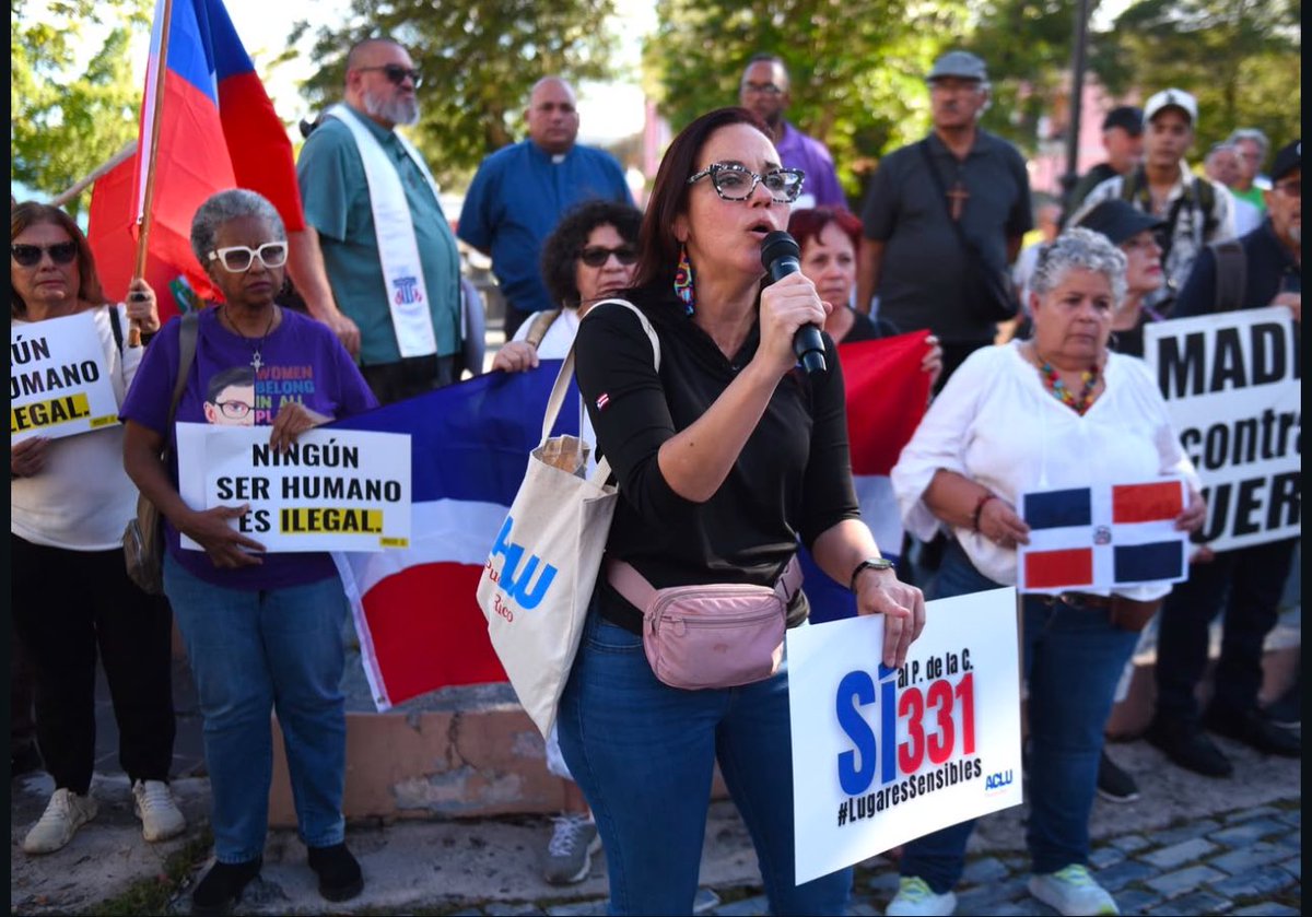 “Sin papeles y sin miedo,
Como quiera venceremos”

Más de 50 organizaciones parte del Frente Unido Contra las Políticas Migratorias de Trump, incluyendo a <a href="/Kilometro0PR/">Kilómetro Cero</a>, se unieron a la convocatoria para marchar en solidaridad con la comunidad migrante en Puerto Rico desde el