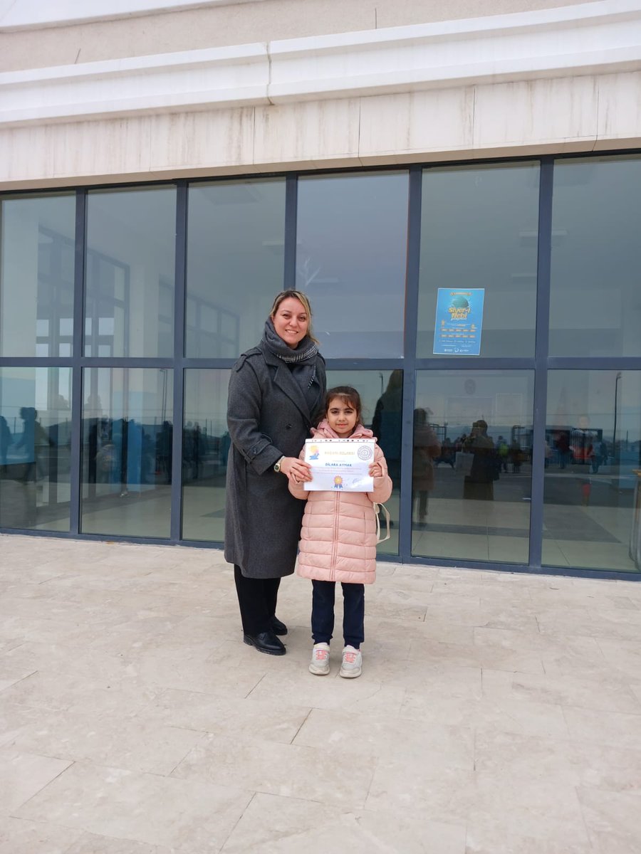 prof_ilk's tweet photo. 3/Bsınıfı öğrencisi Dilara AYMAK Dilimizin Zenginlikleri Atasözü ve Deyimler konulu okul resim yarışmasında 1., 5/Bsınıfı öğrencisi Ada ERKMENOĞLU 23Nisan konulu şiir çalışmasında okul 1.olmuştur.Öğrencilerimizi ve  öğretmenlerimizi tebrik ediyor, başarılarının devamını diliyoruz https://t.co/P8hnQeWC3I