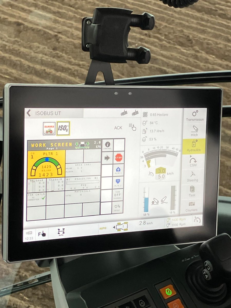 This brand new X30 is fitted with an ISOBUS hydraulic drive 🖥️ 🥕

Contact us to find out more!

#MadeGreatInBritain #PrecisionDrilling #PrecisionPlanting