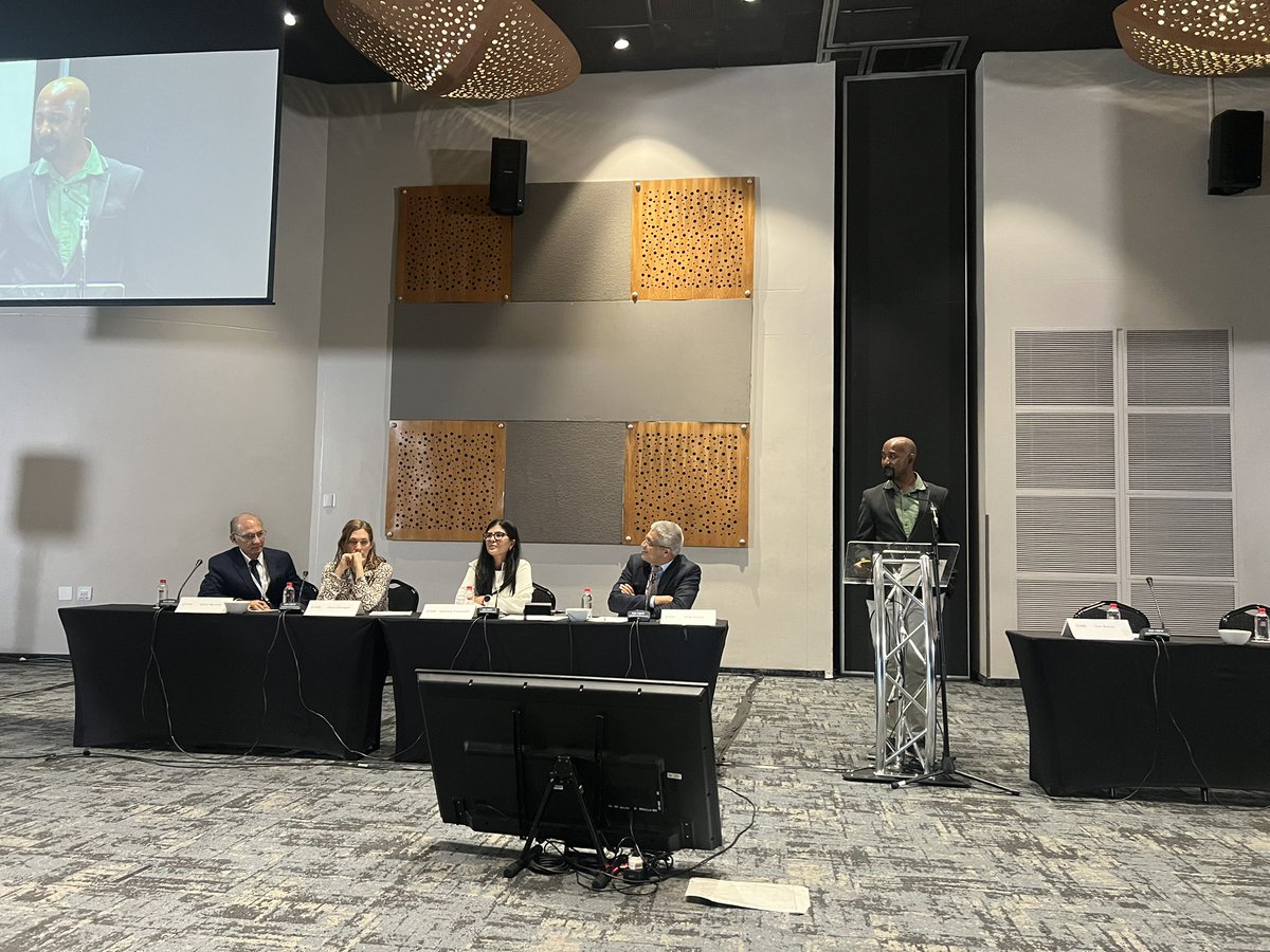 Noopur Raje (@noopurrajemd) on Twitter photo Thrilled to have our first <a href="/Myeloma_Society/">Myeloma Society</a> educational meeting in Johannesburg with <a href="/NikhilMunshiMD/">Nikhil C. Munshi, MD</a> <a href="/myelomaMD/">Shaji Kumar</a> <a href="/mbeksac56/">Meral Beksac</a> .. beginning of a strong collaboration with the African continent fir #mmsm Thrilled to have our first <a href="/Myeloma_Society/">Myeloma Society</a> educational meeting in Johannesburg with <a href="/NikhilMunshiMD/">Nikhil C. Munshi, MD</a> <a href="/myelomaMD/">Shaji Kumar</a> <a href="/mbeksac56/">Meral Beksac</a> .. beginning of a strong collaboration with the African continent fir #mmsm