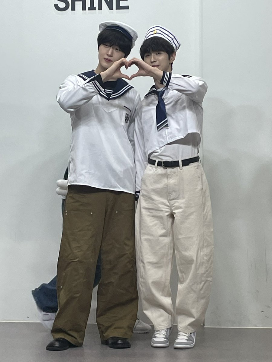 itgirlririka's tweet image. They’re so precious 

#CIX #YONGHEE #용희 #씨아이엑스 #YOONHYUNSUK #HYUNSUK