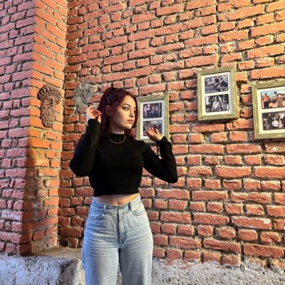 simgeedemiirrr's tweet photo. #YeniProfilResmi https://t.co/oTxYtQbaAC