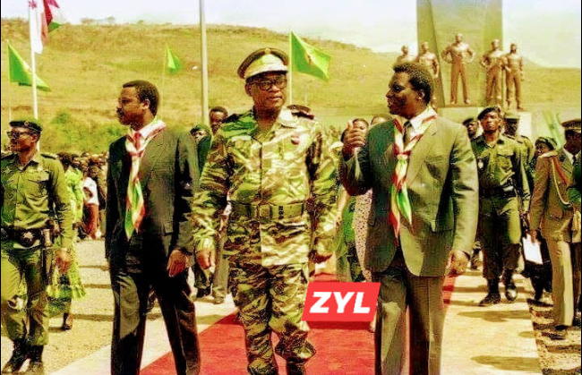 RwandaN41033494's tweet photo. Photo des présidents Pierre #Buyoya du #Burundi, #Mobutu Sese Seko, du #Zaïre et Juvénal #Habyarimana du #Rwanda .
Le guerre #Tutsi de Paul #Kagame et ses #Inkotanyi, des #Banyamulenge...Hema, n'étaient pas enore à la une de l’actualité. Tout le monde était citoyen de la #CPGL https://t.co/GcjpouIzWD
