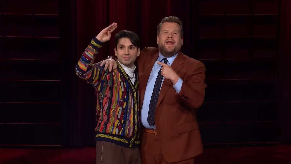 luisingermanico's tweet photo. NO ME CUADRA:

Si George Harris es TAAAAAAAAN famoso en USA por qué James Corden nunca lo ha invitado a The Late Late Show?

Invitó a Copano que ni siquiera ha llenado un Movistar 🤣🤣 https://t.co/IribLSZyD4