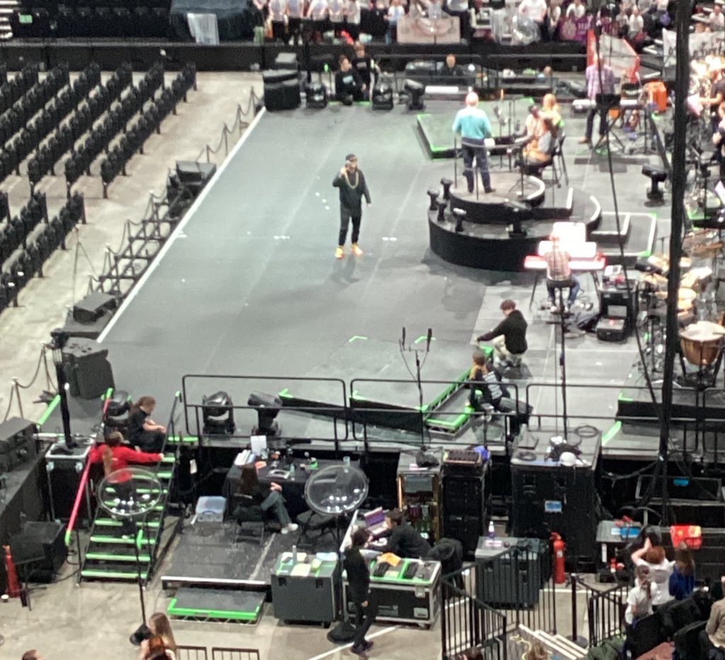 On Tuesday night, our amazing Year 6, Year 5 choir members, staff and parents enjoyed a fabulous evening of music <a href="/YVconcerts/">Young Voices</a>. A wonderful opportunity to perform with over 7000  other children. <a href="/TeamManorGreen/">Manor Green Primary #ReadyRespectfulSafe</a>  <a href="/FocusTrust1/">Focus Trust</a>