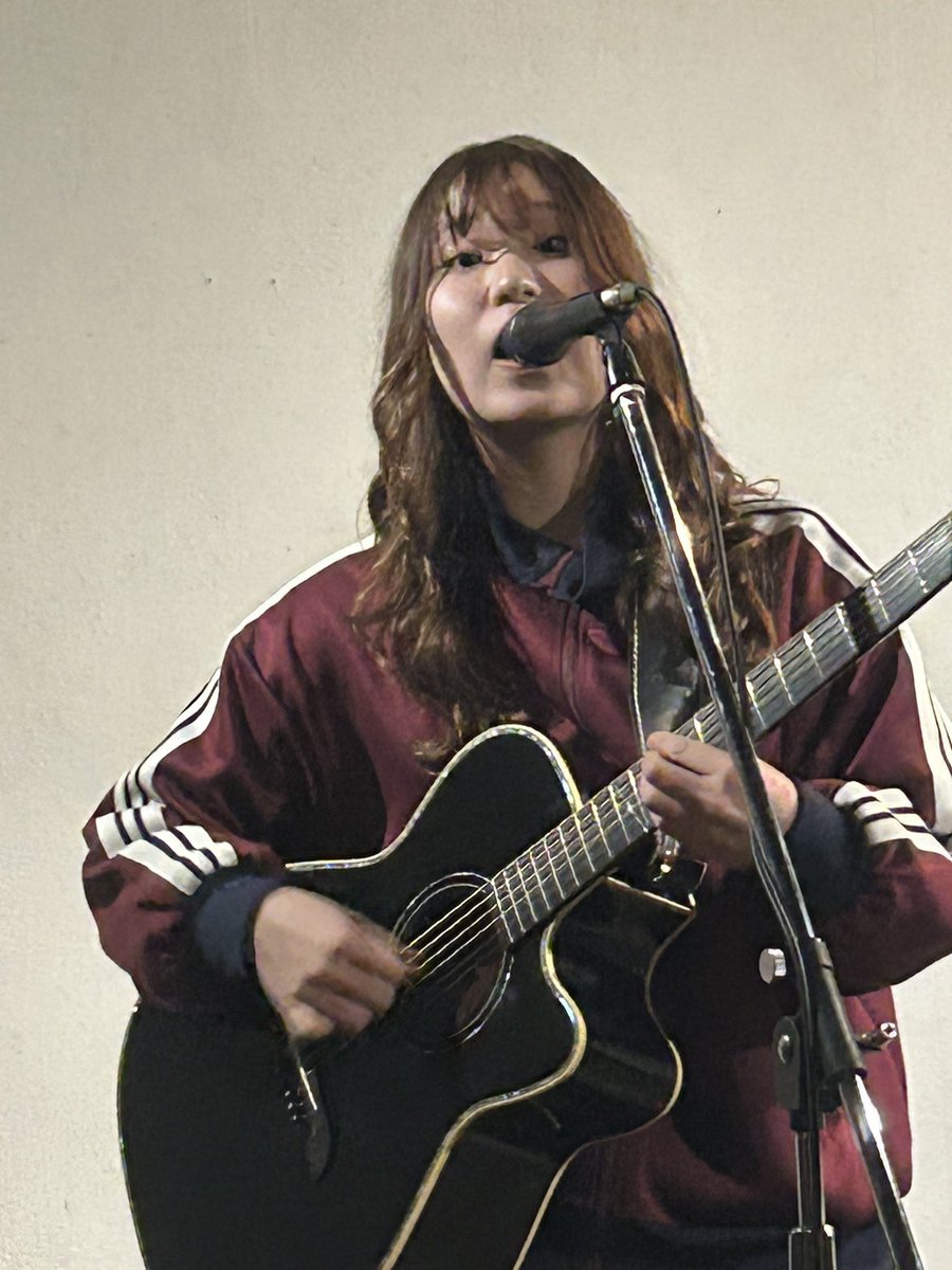 bootinpause's tweet photo. やまさくあんぷる8筒目
高円寺AMPcafe 山作戰✖️エナミハナ
初箱で最初ドキドキでしたが
🇫🇷ピエールさんの作るお酒も美味しさ濃く⛰️気づいたら髙山さん達と歌ってました!ハナさん段差なしのフロア続きで動画撮りました👍▶️上げたらお知らせしますね♪
#エナミハナ 。 #山作戰 #AMPcafe https://t.co/QAHuy1bJMP