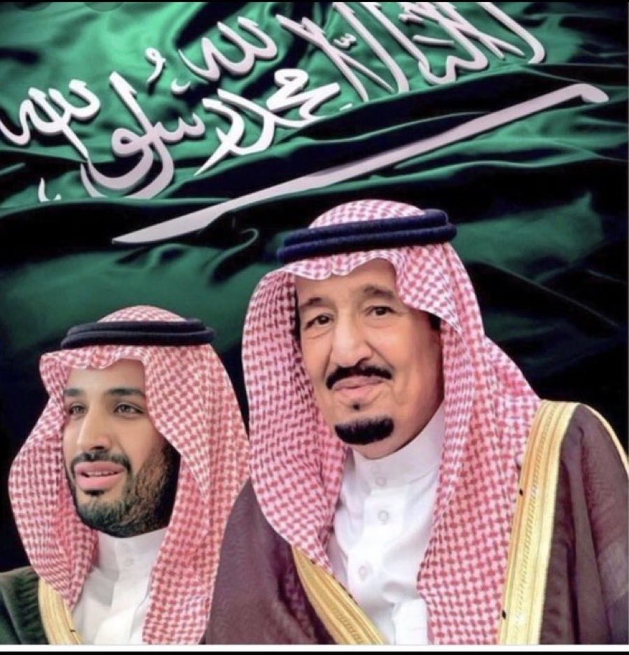 faheda379's tweet photo. تقدم بأسماء ايات التهاني والتبريكات بمناسبة حلول شهر رمضان المبارك لمقام خادم الحرمين الشريفين الملك سلمان بن عبدالعزيز حفظه الله والى صاحب السمو الملكي الامير محمد بن سلمان ولي العهد رئيس مجلس الوزراء  ادام الله عزكم https://t.co/ZcnWGd8R2B
