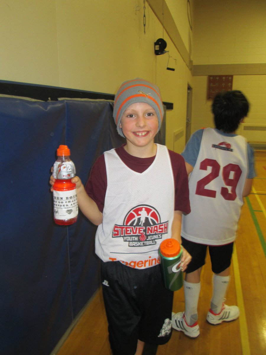 Coach Jones tweet media