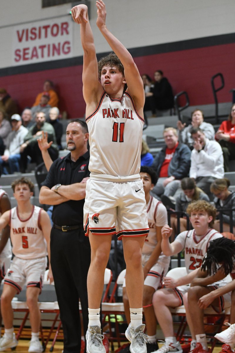 Coach Jones tweet media