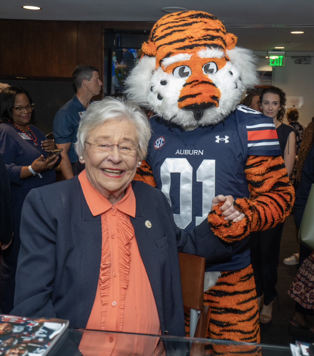 GovernorKayIvey's tweet photo. We’re talking about the greatest mascot in college football, basketball and every sport in between. 

Happy Birthday, @AubietheTiger01! https://t.co/eSGke17419
