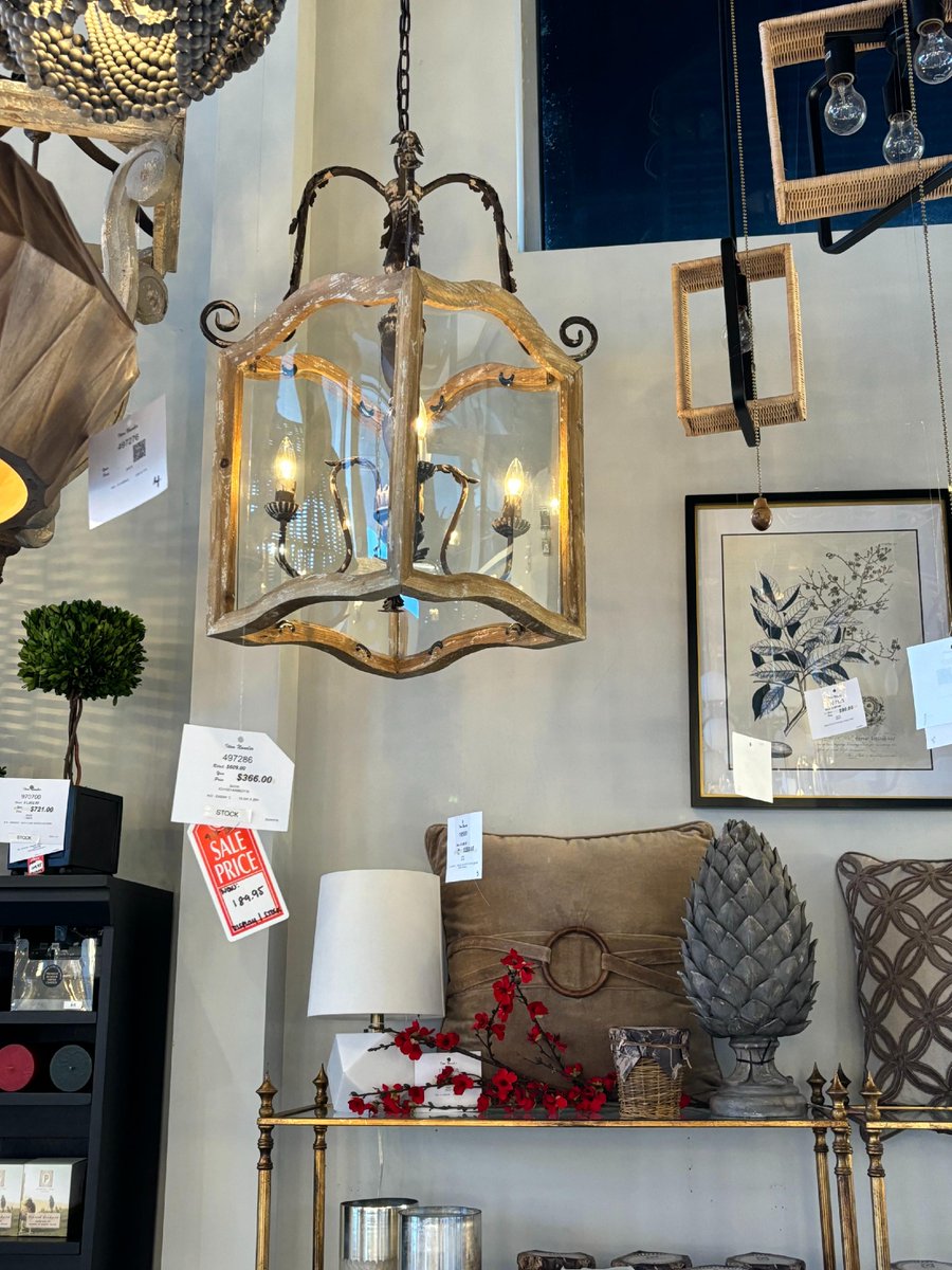 lightsourceltg's tweet photo. Looking for the perfect wood lantern? Beautiful in an entry, over a table, in a sun room or over a large island!  Anywhere you would like to create warmth and light. Stop in or call for info &amp; order!

#WoodLanterns #WoodLighting #NaturalLighting #LanternLighting

FOLLOW * LIKE... https://t.co/o230mbF1xb
