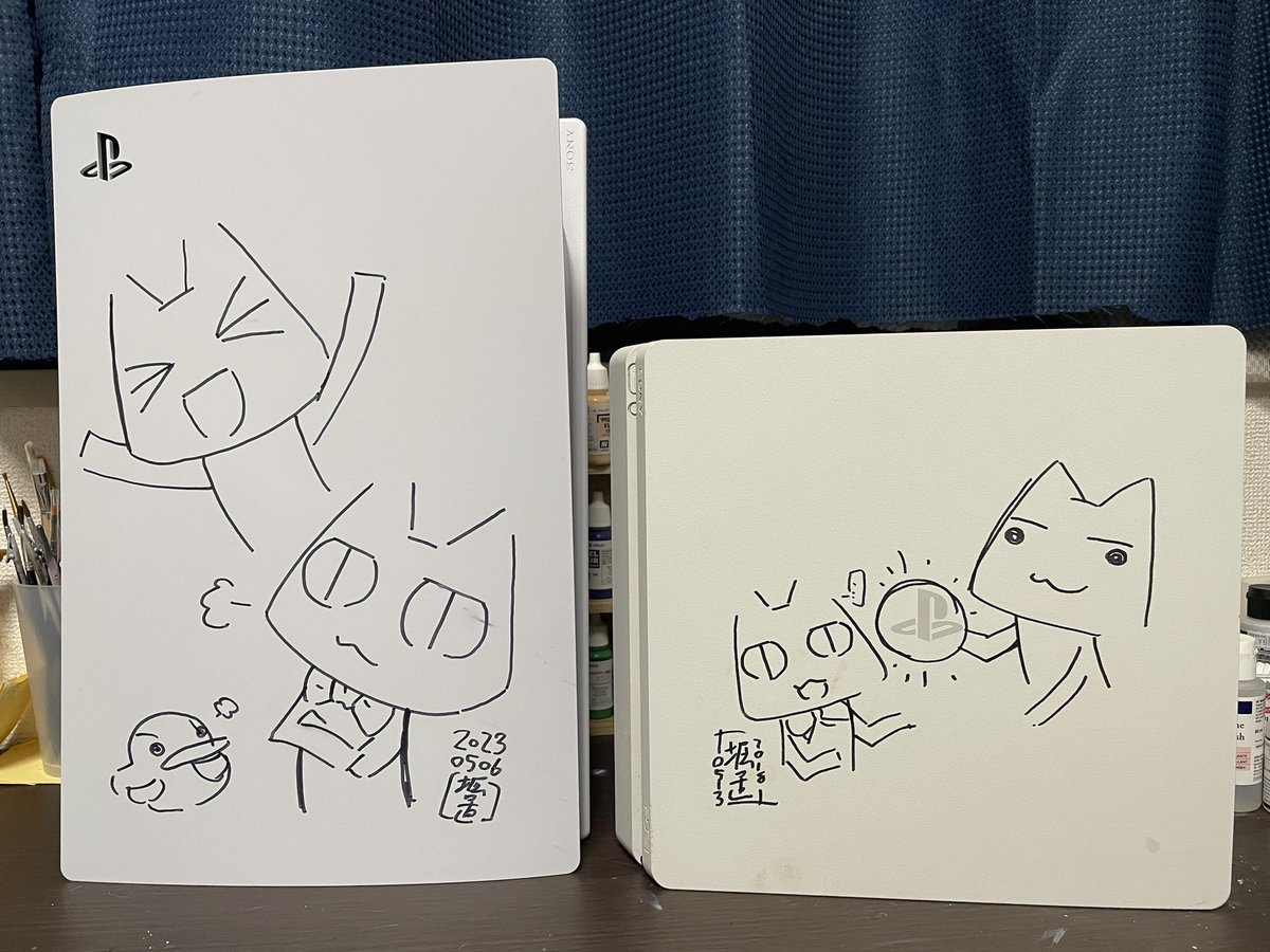 0815Cain's tweet image. まぁ我が家の自慢のPS4とPS5でも見てくれよ🎮