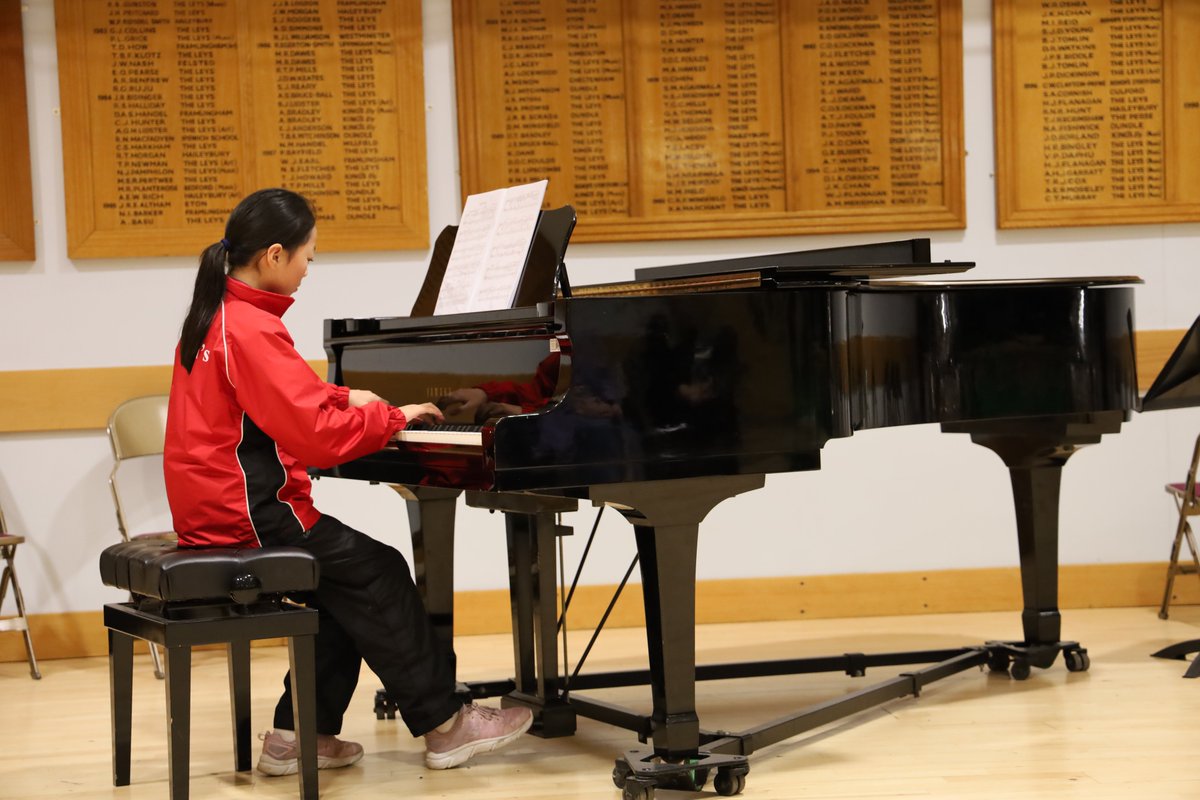 St_Faiths's tweet photo. Our musicians graced the stage again with brilliant solo performances in our Soloists Festival. Thank you to adjudicator Mr Richard Tanner, Director of Music at Rugby School for his musical wisdom and insight #wyverns https://t.co/IQzrZ09uoU
