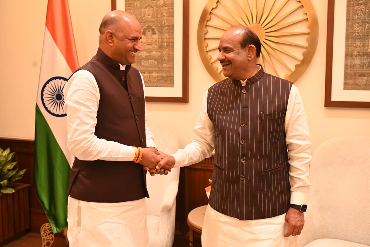 cpjoshiBJP's tweet photo. आज संसद भवन में लोकसभा के माननीय अध्यक्ष श्री @ombirlakota जी से शिष्टाचार भेंट कर याचिका समिति के सभापति बनने पर आभार प्रकट किया। https://t.co/lpztYJf8lX