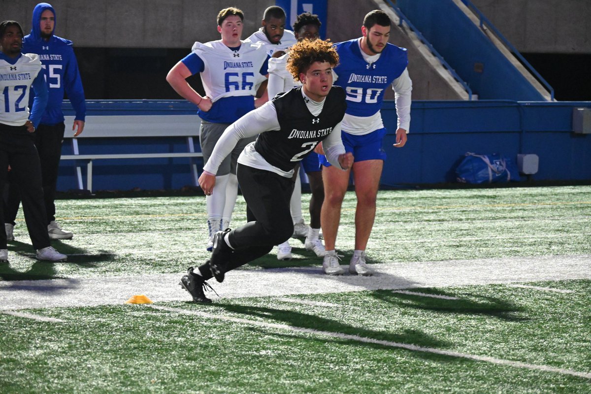 The sun rises after we do.

We got that work in today!

#MarchOn x #LeaveNoDoubt